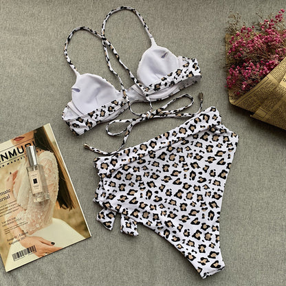 Damen Badeanzug mit hoher Taille – Leoparden- und Streifenmuster